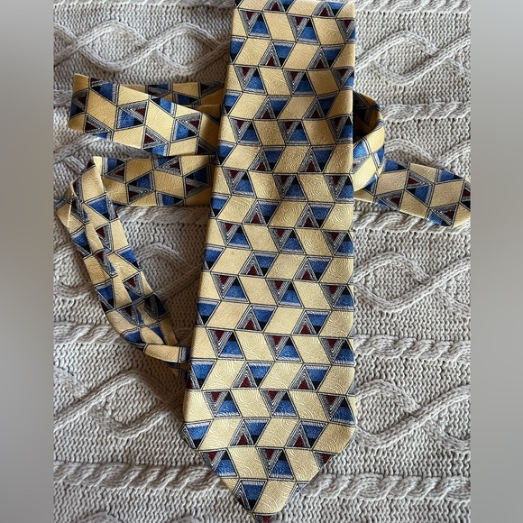 Gianfranco Ruffini Italy Yellow & Blue Silk Tie - Picture 4 of 9